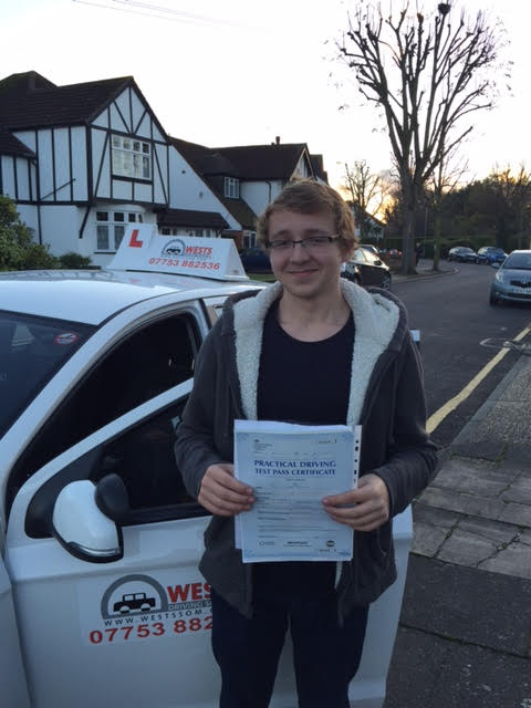 Lewis Bonner passed with Wests School of Motoring Essex