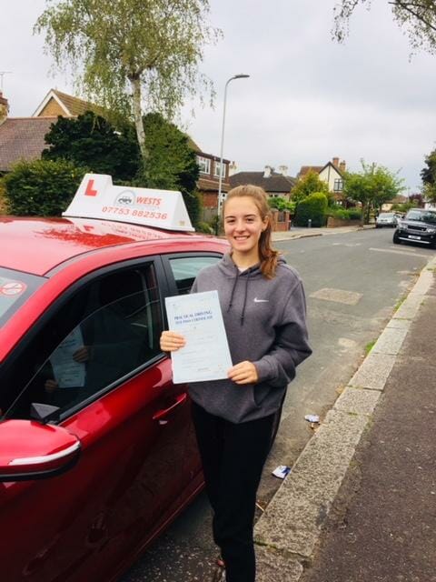 Isabel passed taking manual driving lessons Hornchurch